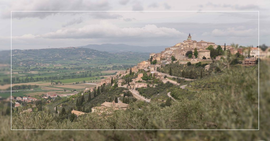 RACCONTI TRA GLI OLIVI Trevi | Valle Umbra